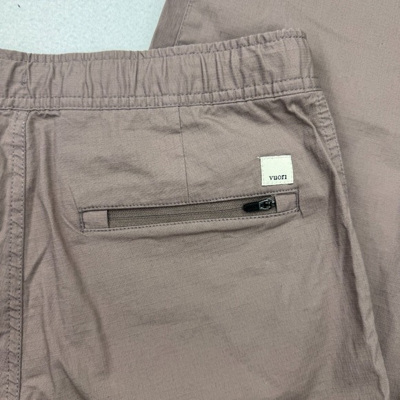 Vuori Women's Organic Stretch Ripstop Wide Leg Pants - Morel Grey - Picture 3 of 10